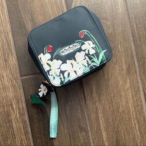 Darphin x Marie Doazan Metropolitan Cosmetic Zip Up Bag Blue